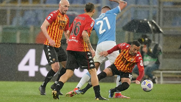 Lazio-Benevento 5-3, le pagelle: Viola cambia la partita. Caldirola e Dabo ritrovati