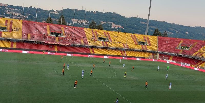 Benevento-Spal 1-1 al 90′, si va ai supplementari: un autogol di Moncini regala il pari agli ospiti al 94′