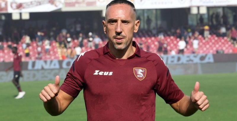 Serie A, Covid-19: l’Asl blocca la Salernitana in partenza per la trasferta di Udine