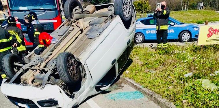 Benevento, incidente in via Aldo Moro: paura per un anziano