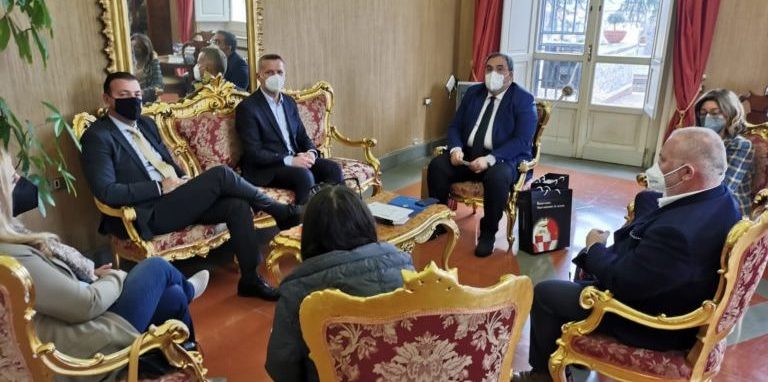 Benevento| L’ambasciatore della Macedonia del Nord e il Console Generale in visita a Palazzo Mosti