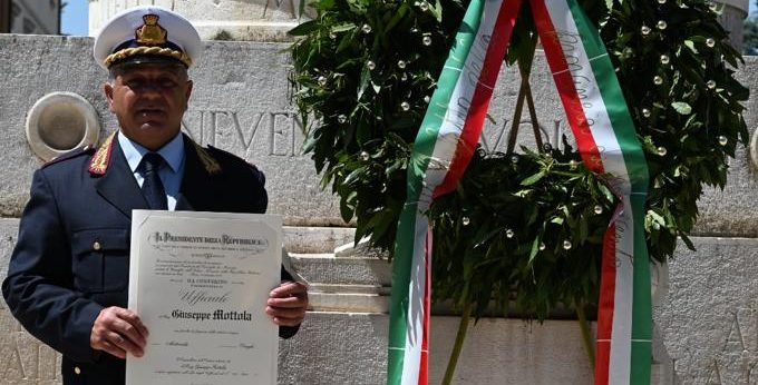 Ponte| Al Maggiore Mottola consegnato l’attestato di Onorificenza di Ufficiale dell’Ordine “Al merito della Repubblica Italiana”