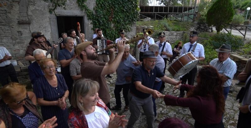 In uscita il video clip di “Inno alle Grazie” di Ettore Patrevita & i Fujenti