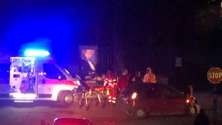 Benevento, jeep tampona auto: due donne in ospedale, conducente fugge via