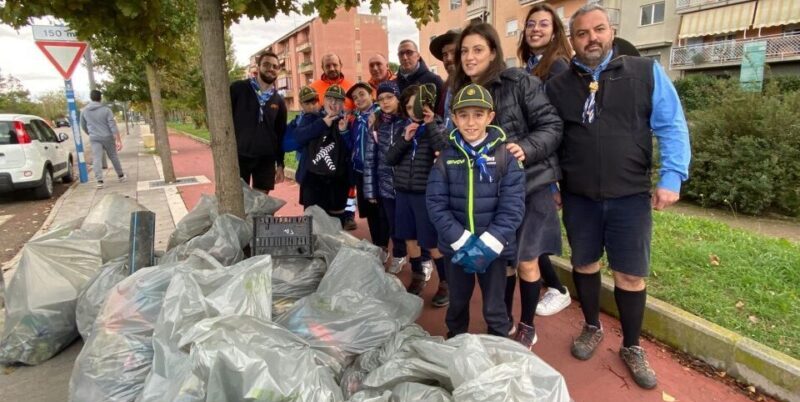 Benevento, stamani il World Clean Up Day: lupetti, esploratori, guide hanno contribuito a pulire il rione Pacevecchia