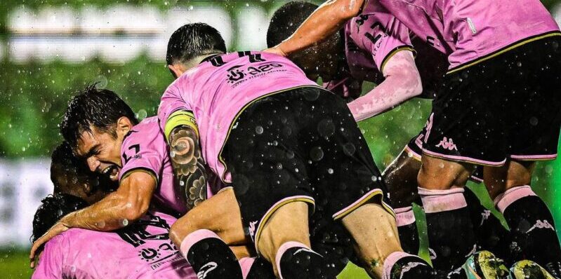 Serie B, 30a giornata: pirotecnico 5-2 del Palermo sul Modena nell’anticipo