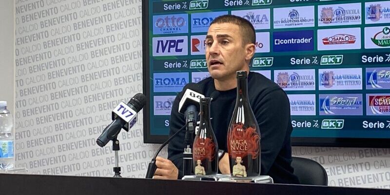 Cannavaro: “C’è rammarico, ma ci crederò fino alla fine. La squadra è mentalmente fragile, contestate me ma non i giocatori”