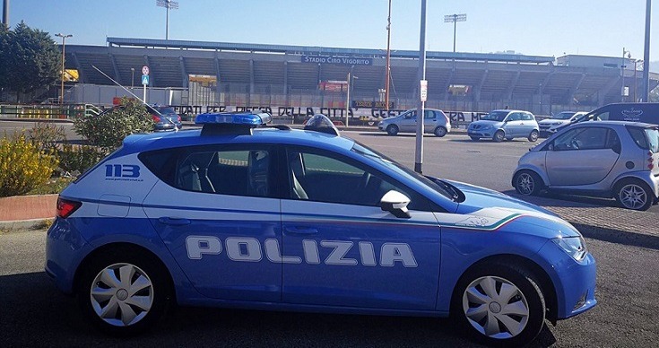 Scende nel fossato durante Benevento-Cittadella: Daspo di un anno per minorenne sannita