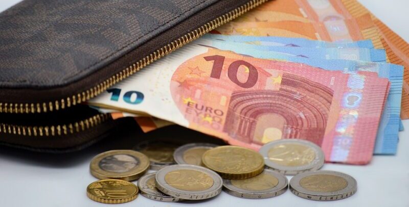 Campania| Inflazione in salita, Confesercenti: “Necessario taglio delle bollette e sostegno alle imprese in difficoltà”