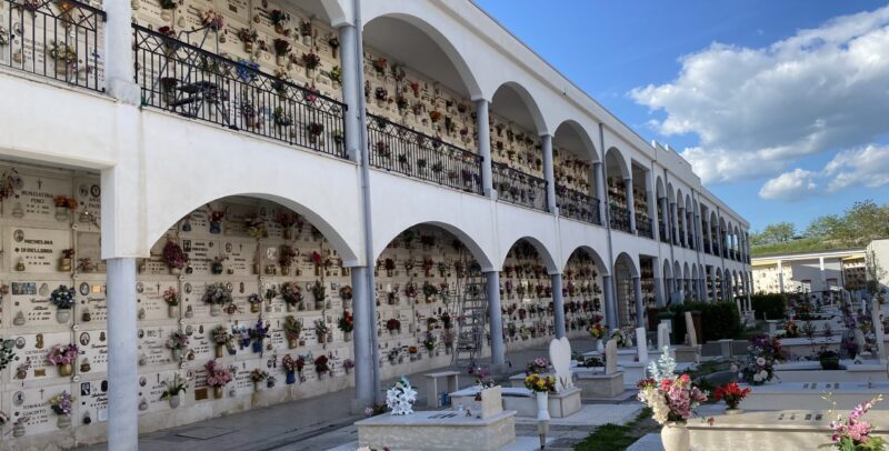 Benevento| Cimitero comunale, prorogato fino al 31 luglio il termine per le esumazioni e le estumulazioni