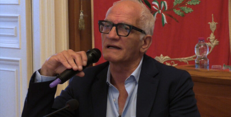Cgil, Gino Abbate: “Solidarietà istituzionale per l’indegno trattamento riservato al sindacato ed ai lavoratori”