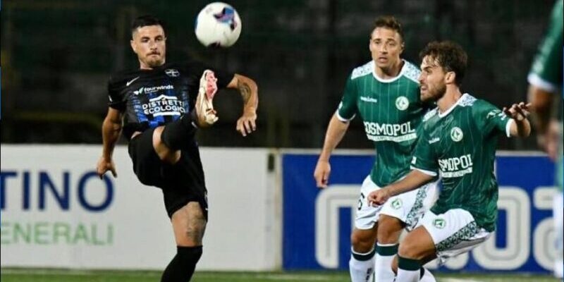 Serie C, parte male l’Avellino: al Partenio Lombardi si impone il Latina per 2-0