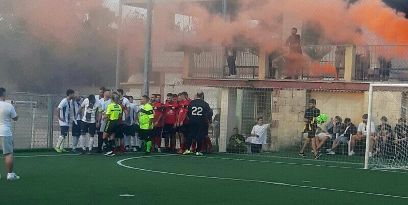 Calcio a 5, che esordio per il Calvi:  i blue si impongo 3-0 a Nocera in casa del Premium Futsal