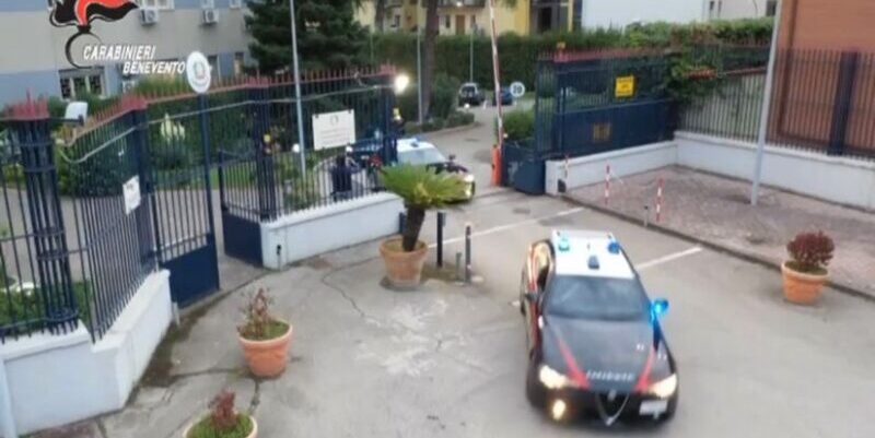 Carabinieri sequestrano 10.750€ in una abitazione a Benevento: nei guai 44enne