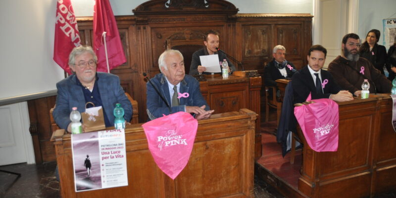 Lombardi: “Solidarietà al dott. Carlo Iannace”