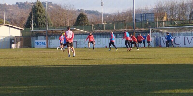 FOTO – Benevento, seduta a porte aperte all’Antistadio. Dubbio Agazzi, da valutare Ciano