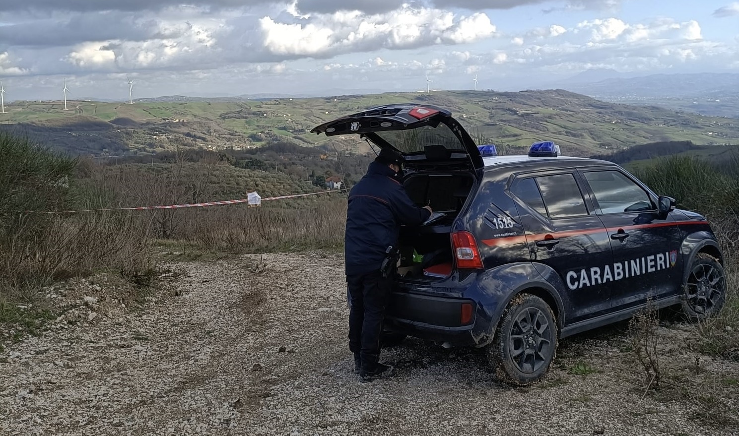 Sassinoro, prelevavano inerti fluviali dal torrente: denunciati