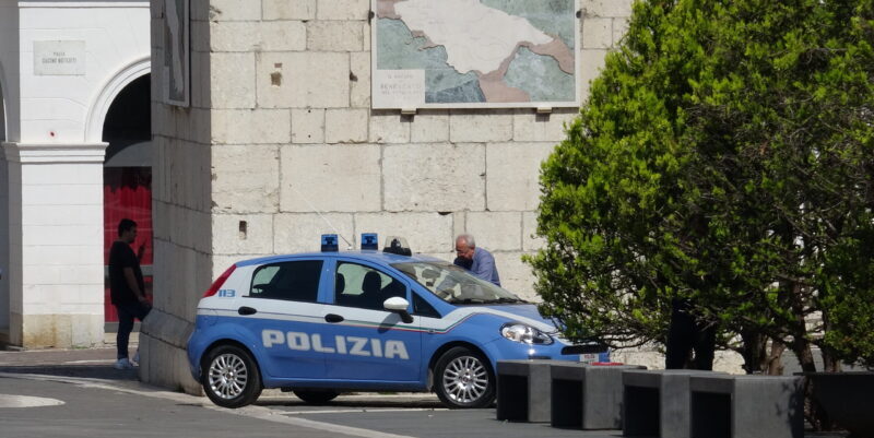 Benevento, Bed & Breakfast al centro delle attività di controllo della Polizia: 4 i titolari denunciati, 11 le sanzioni amministrative