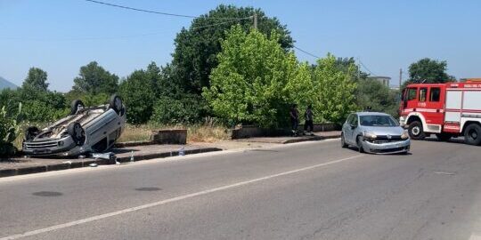 Montesarchio, incidente in via Benevento: si ribalta l’auto di due anziani