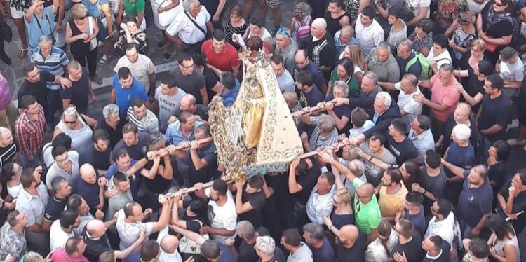 Guardia Sanframondi, domani il rito della “Chiusura della lastra” presso la Basilica Santuario dell’Assunta