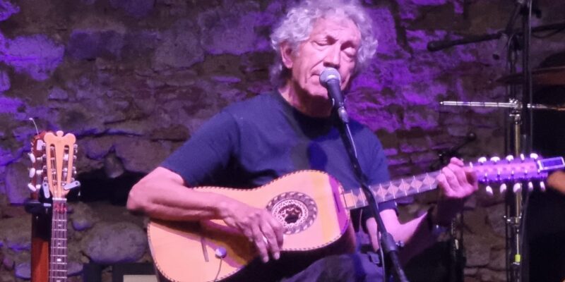 Città Spettacolo, Eugenio Bennato infiamma i beneventani con il suo concerto live (FOTO)