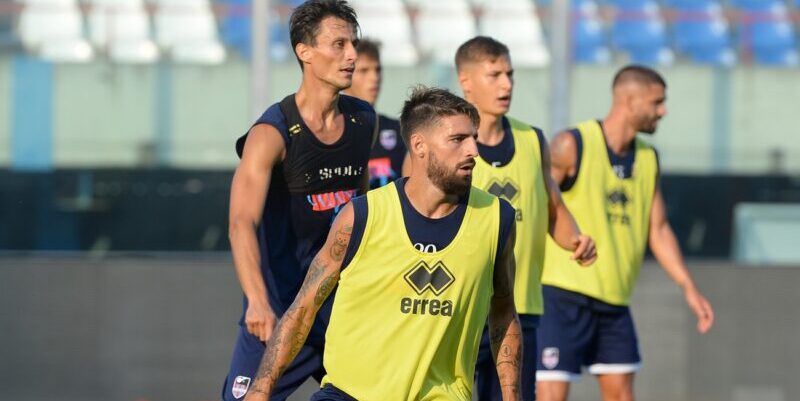 Catania-Benevento, i convocati di Mister Toscano: cinque gli assenti, sei i fuori rosa