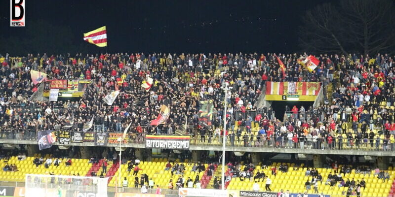 Crotone-Benevento, partita la vendita dei tagliandi per la trasferta di giovedì 31 allo “Scida”