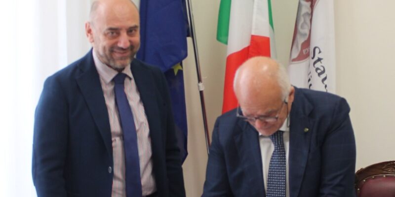 Benevento, firmato il Protocollo d’Intesa per la promozione dei giovani talenti tra il Conservatorio di Musica “Nicola Sala” e l’Istituto Comprensivo “Giovanni Pascoli”