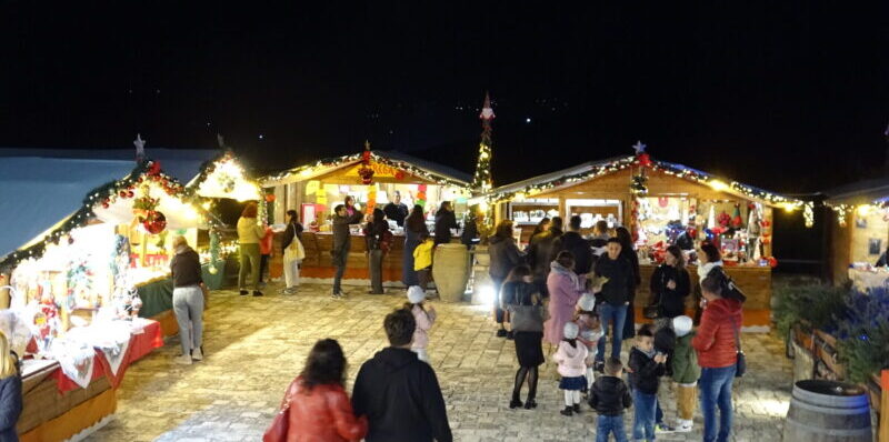 VIDEO – La magia del natale ad apice: via alla 7^ edizione dei mercatini al castello dell’Ettore