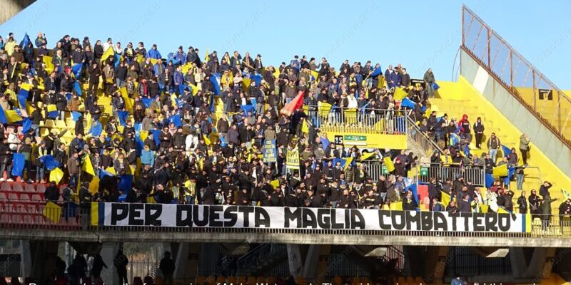 Giudice Sportivo, multa al Cerignola per danneggiamento di seggiolini. Nessuno squalificato per Benevento e Trapani