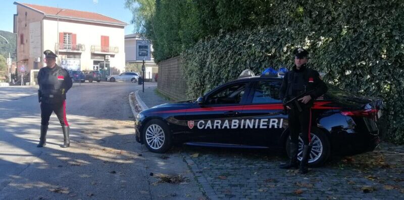 I Carabinieri intensificano i controlli: un denunciato, quattro autovetture sequestrate e sanzioni per oltre diecimila euro