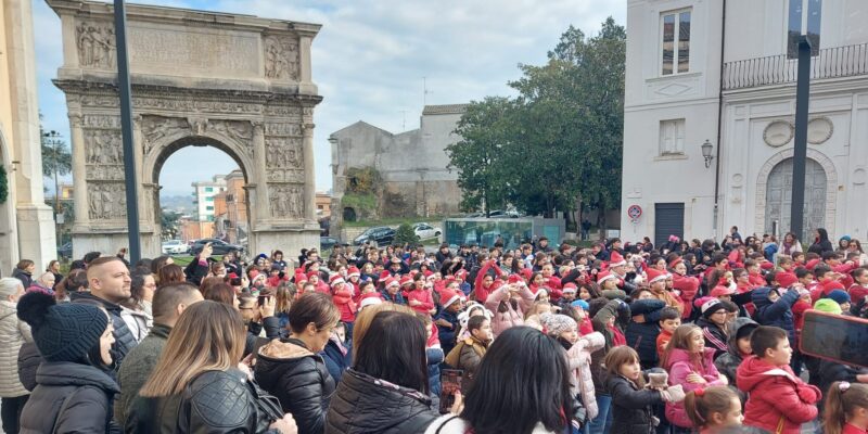 Studenti e docenti del Convitto “Giannone” in strada per un mondo più inclusivio