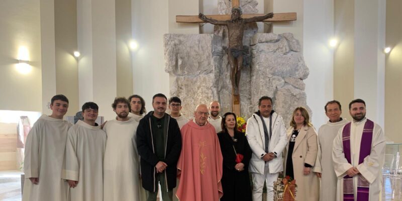 Telese Terme, Comune e Pro Loco donano presepe alla Parrocchia di S. Alfonso