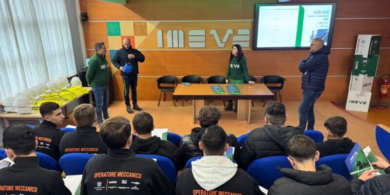 Gli allievi di Scuola la Tecnica in visita all’azienda Imeva di Benevento