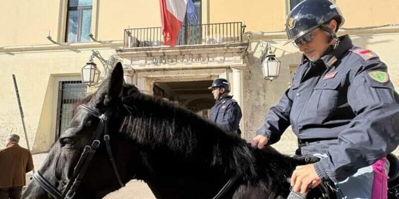 Sant’Agata de’ Goti| Oggi i funerali di Clemente Petti, il poliziotto morto in seguito a una caduta dal tetto