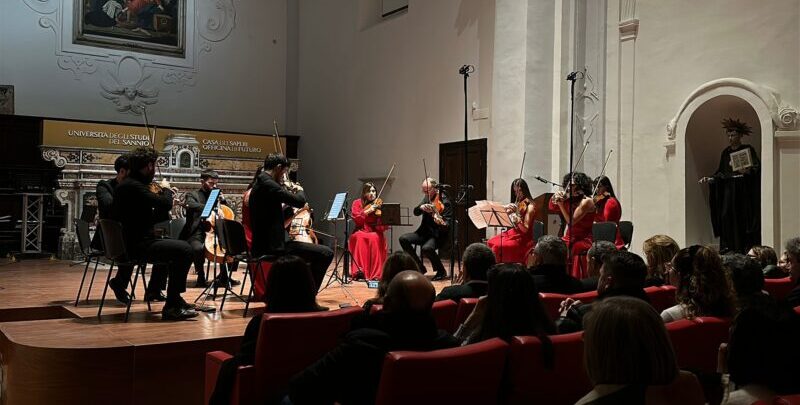 Un viaggio tra culture musicali: successo per l’Accademia di Santa Sofia e il violoncellista Squitieri