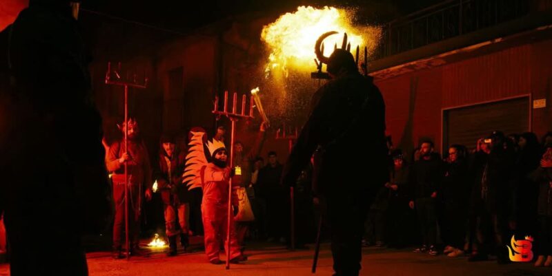 Carnevale Sanleuciano, tra ‘Mascarate’ e fuoco: i bambini protagonisti della tradizione