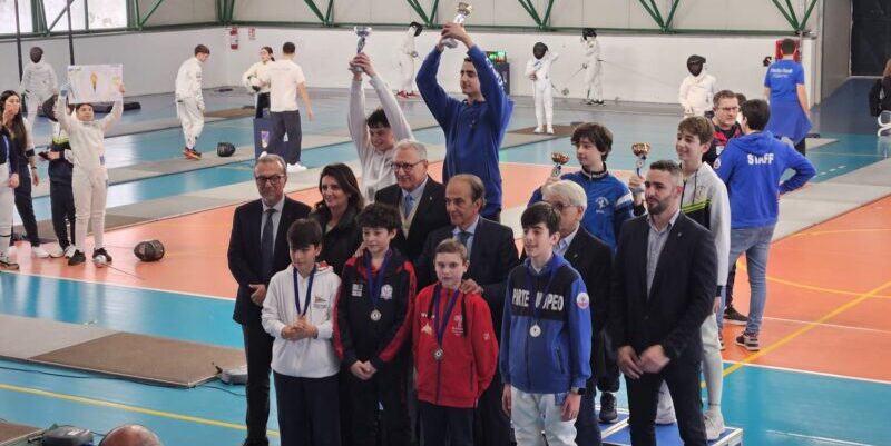 Accademia Olimpica Beneventana di Scherma “Maestro Antonio Furno”, pieno di titoli nell’ultimo fine settimana