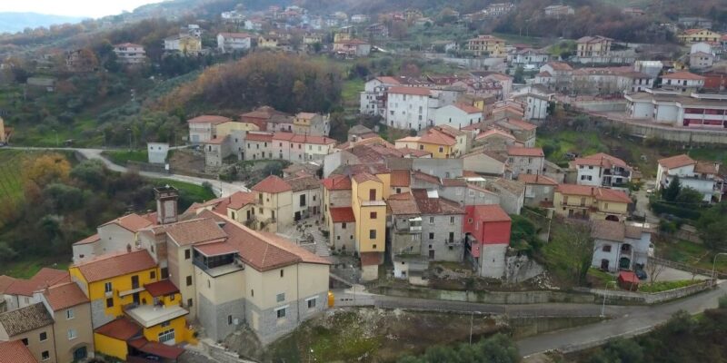 Campoli, la paura continua: nuovi episodi di violenza scuotono il paese